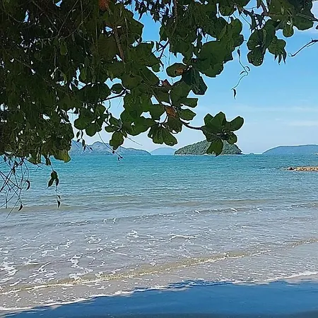 Apto com piscina Cantinho Além do Mar-Ubatuba-3